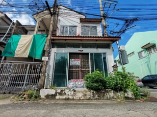 หมู่บ้านพิพรพงษ์2 วิภาวดี รังสิต 84