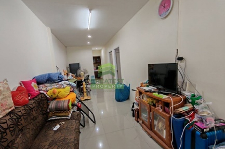 หมู่บ้านบูรพาวิลล่า 16