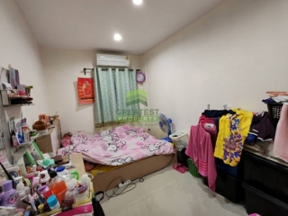 หมู่บ้านบูรพาวิลล่า 16