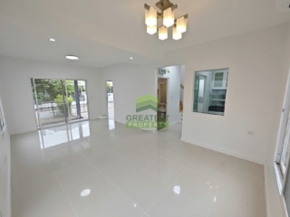 หมู่บ้าน อินนิซิโอ ปิ่นเกล้า วงแหวน