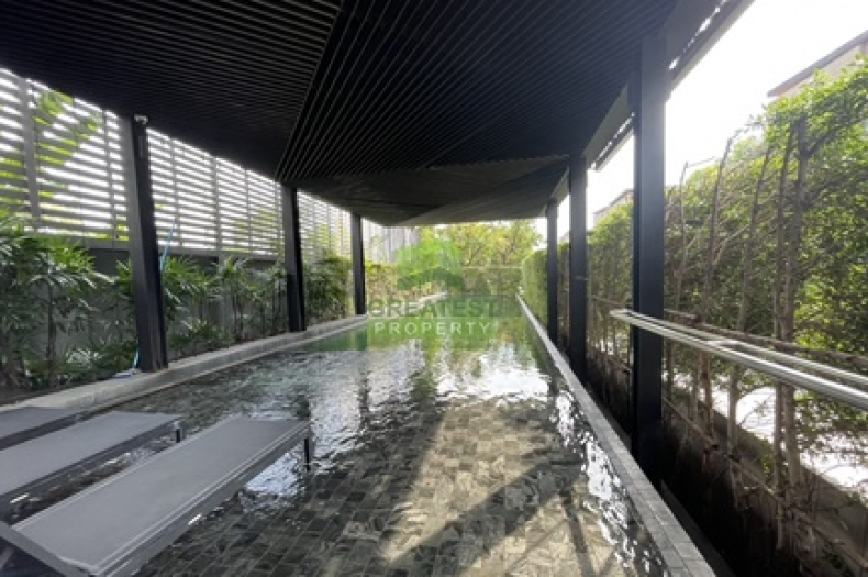 หมู่บ้านวนา เรสซิเดนซ์ พระราม 9 ศรีนครินทร์