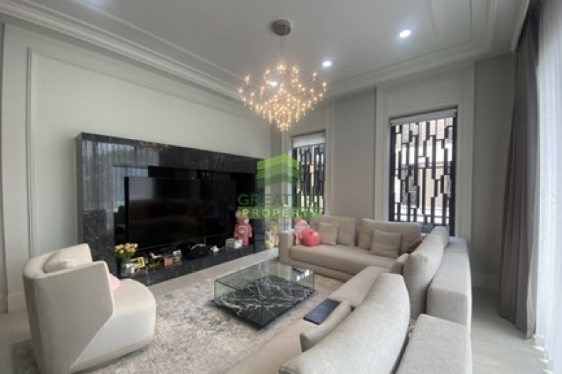 หมู่บ้านวนา เรสซิเดนซ์ พระราม 9 ศรีนครินทร์