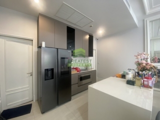 หมู่บ้านวนา เรสซิเดนซ์ พระราม 9 ศรีนครินทร์