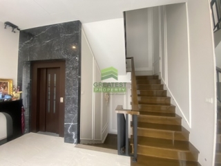 หมู่บ้านวนา เรสซิเดนซ์ พระราม 9 ศรีนครินทร์