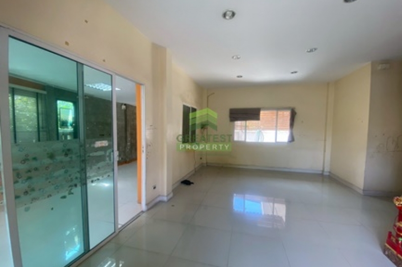 หมู่บ้านแลนซีโอ เพชรเกษม 77