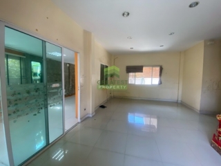 หมู่บ้านแลนซีโอ เพชรเกษม 77