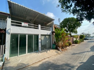 หมู่บ้านพฤกษา 15 ตำหรุ-บางพลี