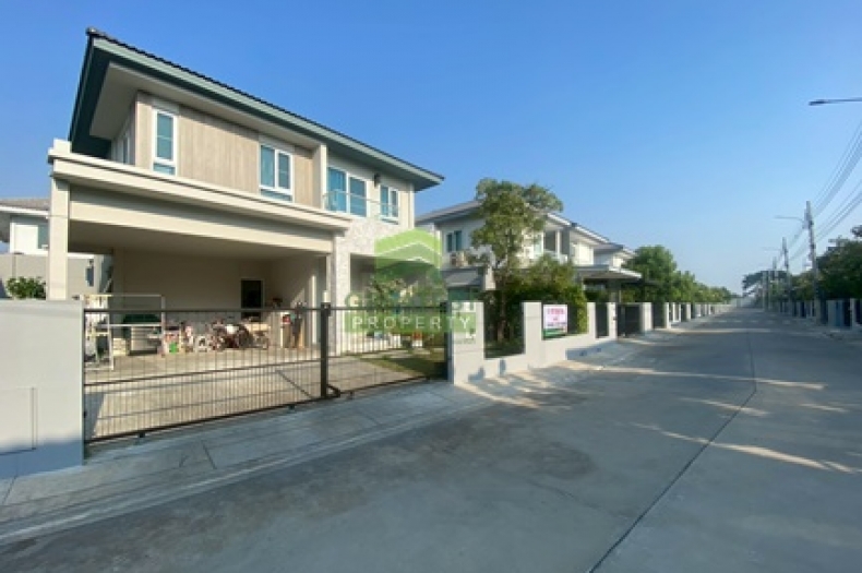 หมู่บ้าน อินนิซิโอ ศรีนครินทร์ Inizio Srinakarin