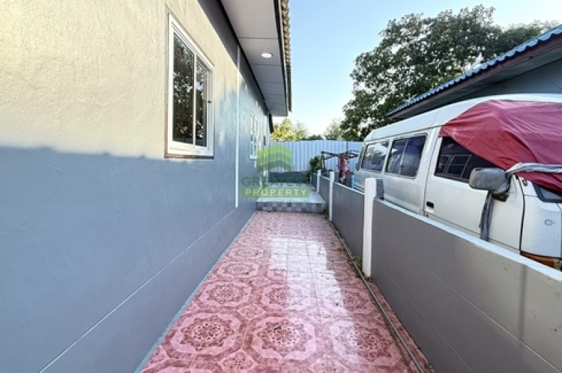 หมู่บ้านร่มไทร1 ไทรน้อย