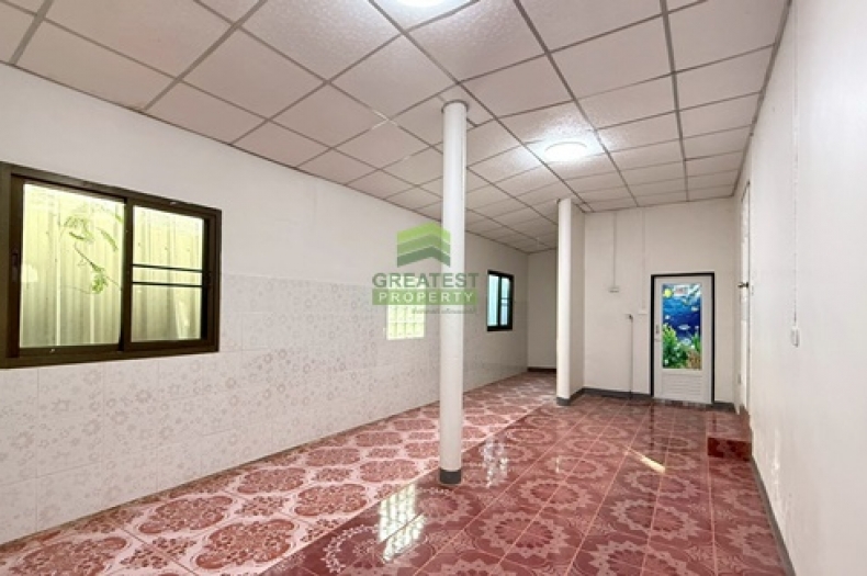 หมู่บ้านร่มไทร1 ไทรน้อย