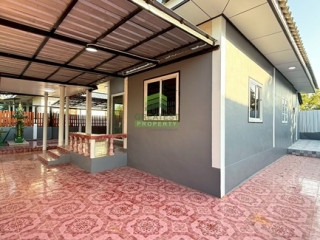 หมู่บ้านร่มไทร1 ไทรน้อย