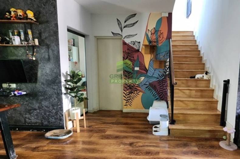 หมู่บ้านวี คอมพาวด์ ติวานนท์-รังสิต