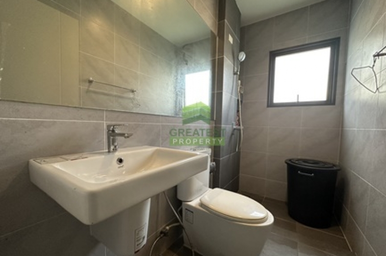 หมู่บ้านวี คอมพาวด์ ติวานนท์-รังสิต