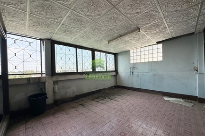 อาคารพาณิชย์ เพชรเกษม63