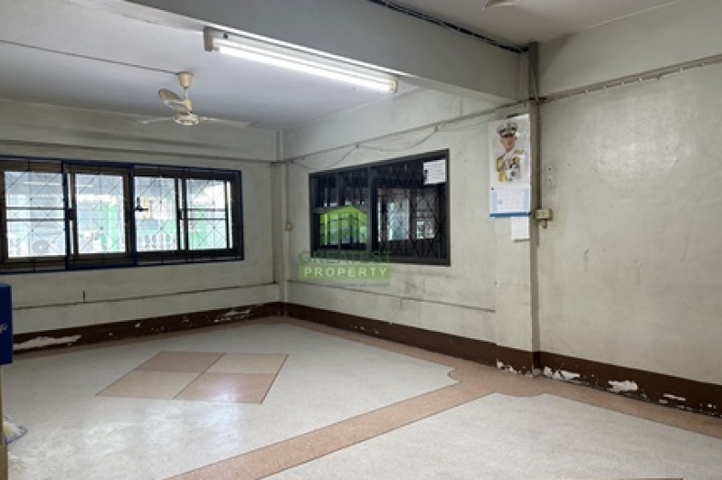 อาคารพาณิชย์ เพชรเกษม63