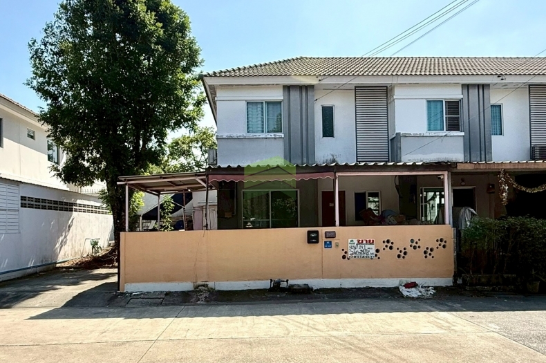 ขายทาวน์เฮ้าส์ 2 ชั้น หมู่บ้าน พฤกษา 92 รังสิต ลำลูกกา เนื้อที่ 24.10 ตร.ว แปลงมุม เดินทางสะดวก ใกล้ฟิวเจอร์พาร์ค รังสิต