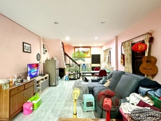 หมู่บ้านมิตรประชา ปากเกร็ด