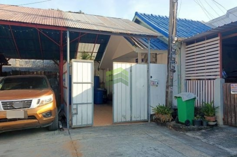 หมู่บ้าน พิมลราช1 บางบัวทอง ขายด่วน ทาวน์เฮ้าส์ ชั้นเดียว เนื้อที่ 28 ตร.ว แปลงริม ต่อเติมครบ ทำเลดี