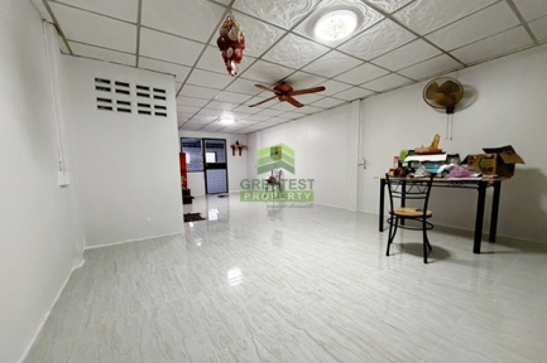 หมู่บ้านพิริยะทาวน์ บางกรวย