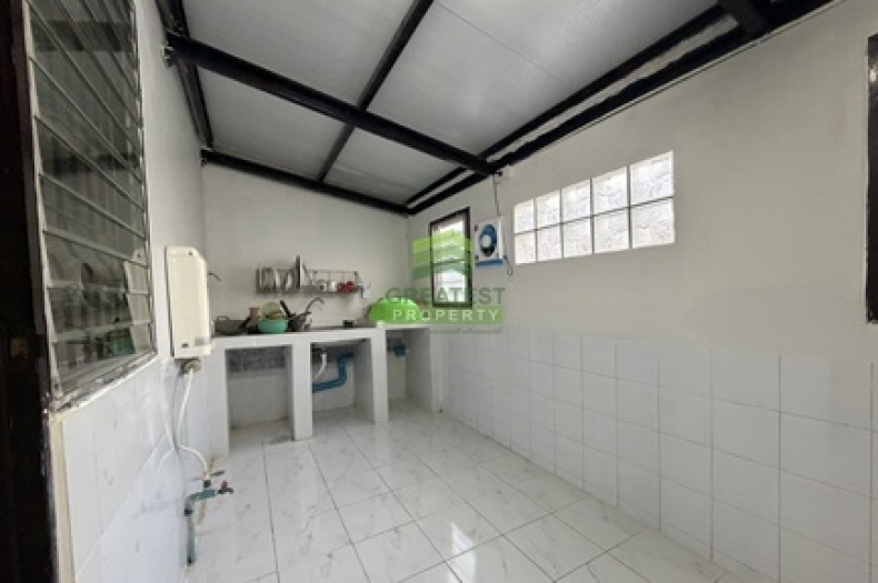 หมู่บ้านพิริยะทาวน์ บางกรวย