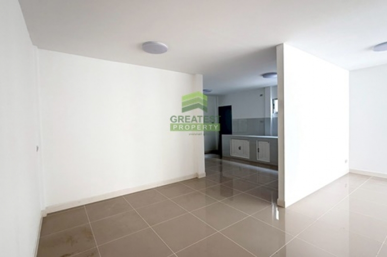 หมู่บ้านคันทรีอินทาวน์ ท่าอิฐ ไทรม้า 