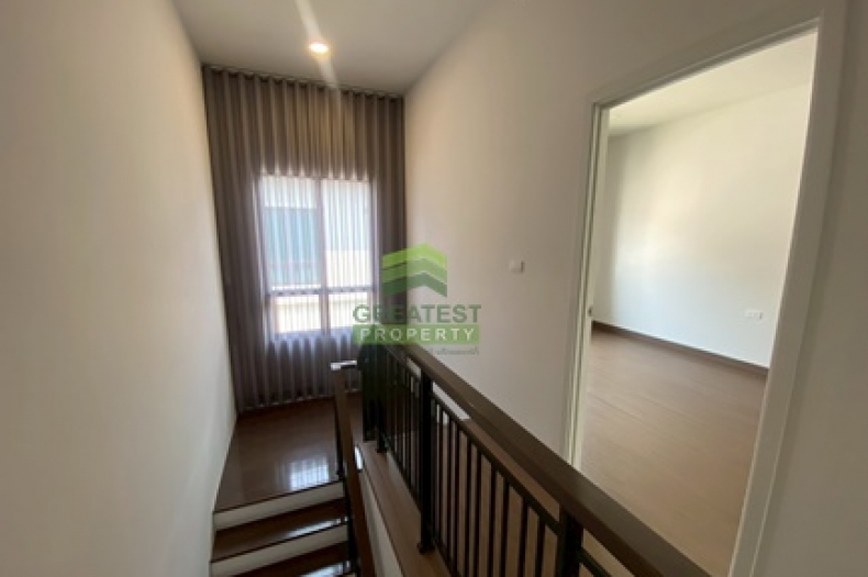 หมู่บ้าน บริทาเนีย BRITANIA บางนา-ศรีวารี