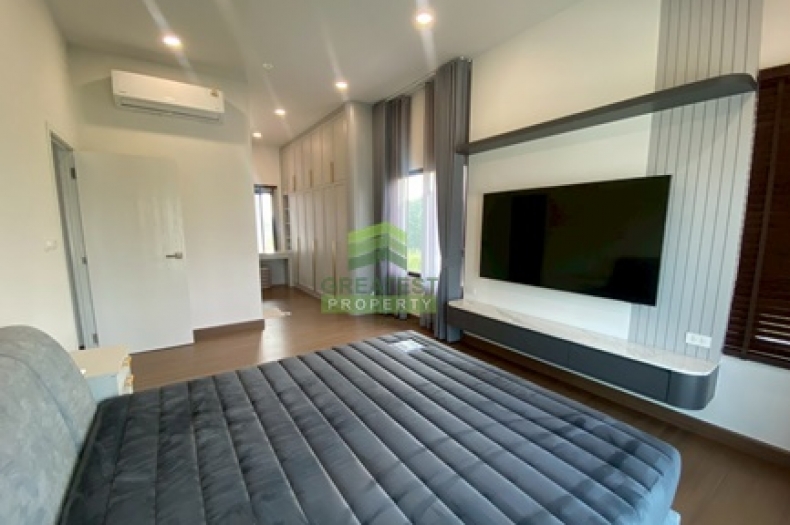 หมู่บ้าน บริทาเนีย BRITANIA บางนา-ศรีวารี