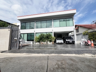 ตึก อาคารสำนักงาน สุขุมวิท64 พระโขนง บางจาก