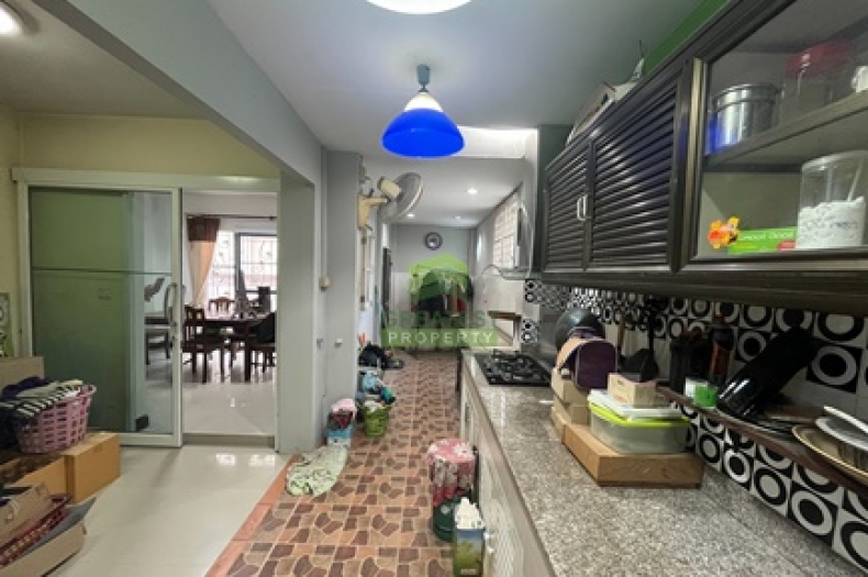 หมู่บ้าน เสนากรีนวิลล์ ลำลูกกา คลอง 2