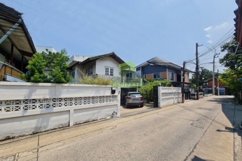 ขายบ้านเดี่ยว พร้อมห้องเช่า ซอยสุขุมวิท3 