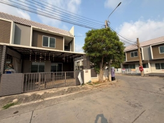 ขายบ้าน หมู่บ้าน อารียา เดอะ คัลเลอร์ เฟส 3 บางกรวย - ไทรน้อย