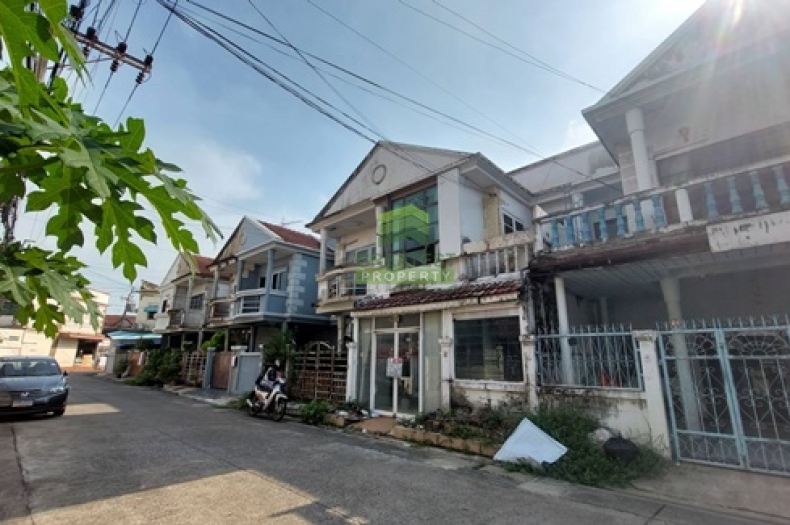 หมู่บ้านธนวรรณ พหลโยธิน 52 