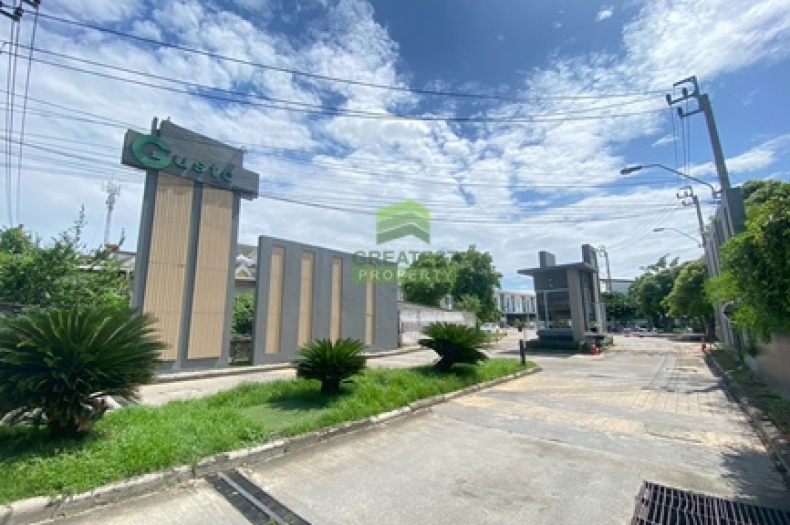หมู่บ้านกัสโต้ บางนา-สุวรรณภูมิ 