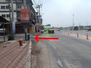 ถนนทางเข้าที่ดินปลายบาง บางกรวย