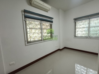 ห้องนอนบ้านแฝด 3 ห้องนอน เอกกวิน 3