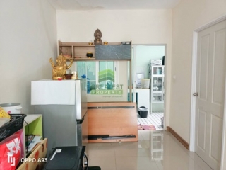 ห้องนั่งเล่นทาวน์โฮม โกลเด้นทาวน์ 2 บางแค 