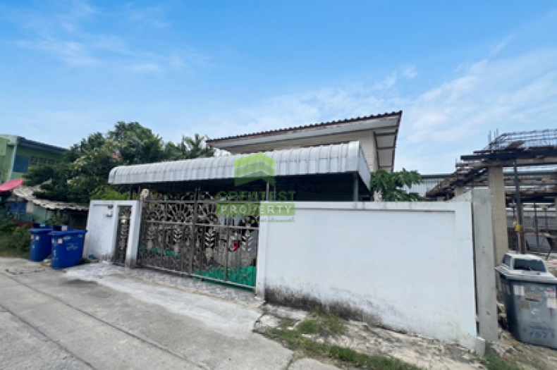 หน้าบ้าน ที่ดินพร้อมบ้านวัดด่านสำโรง 