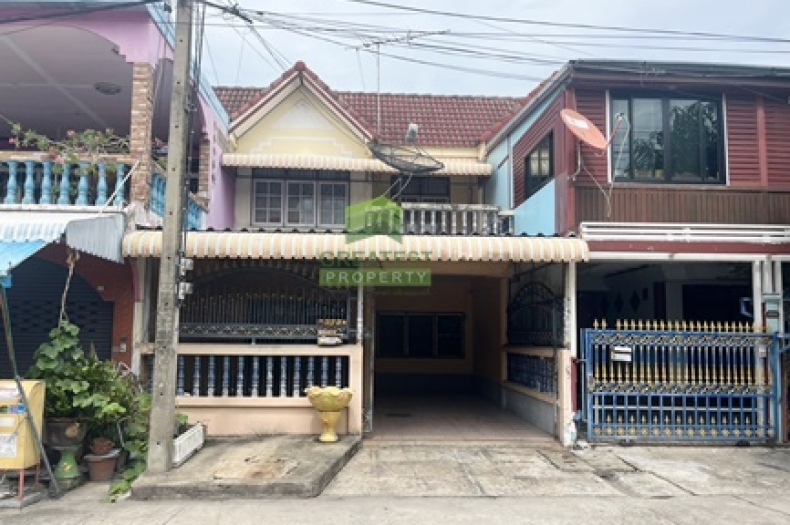 หน้าบ้าน หมู่บ้านอยู่เจริญ คลอง 2 ปทุมธานี