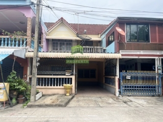 หน้าบ้าน หมู่บ้านอยู่เจริญ คลอง 2 ปทุมธานี