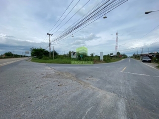 ทางเข้าออกที่ดินติดถนนคอนกรีต สวนแตง สุพรรณบุรี