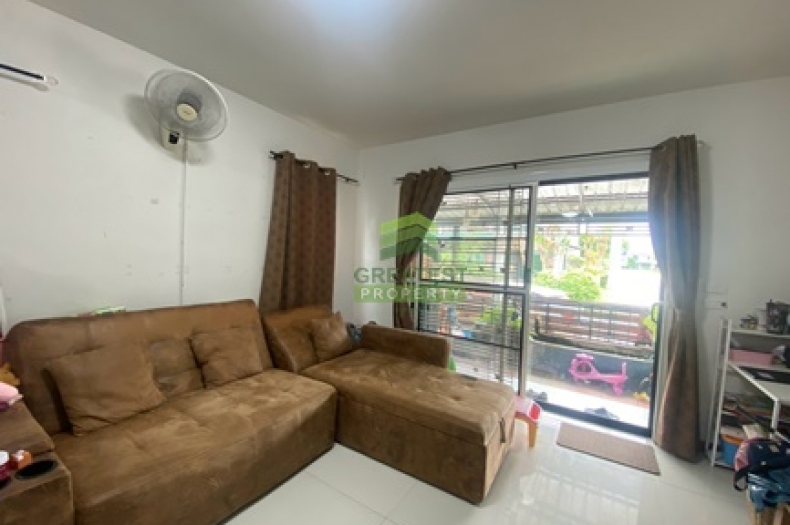 ห้องนั่งเล่นบ้านเดี่ยว เดอะทรัสต์ สุวรรณภูมิ