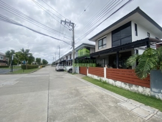 บ้านเดี่ยวทำเลหน้าสวน เดอะทรัสต์ สุวรรณภูมิ เทพารักษ์