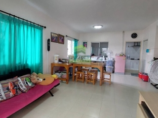 ห้องนั่งเล่นทาวน์เฮ้าส์ 2 ชั้น พฤกษา 20 คูคต