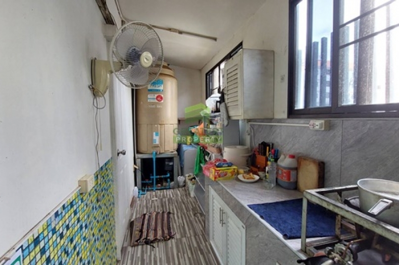 ห้องครัวต่อเติม เดอะทรอป 2 ลาดกระบัง
