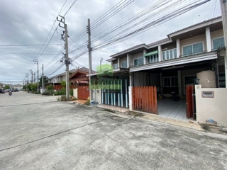 ทาวน์เฮ้าส์ 2 ชั้น หมู่บ้านทรัพย์มั่นคง 4 บางบ่อ