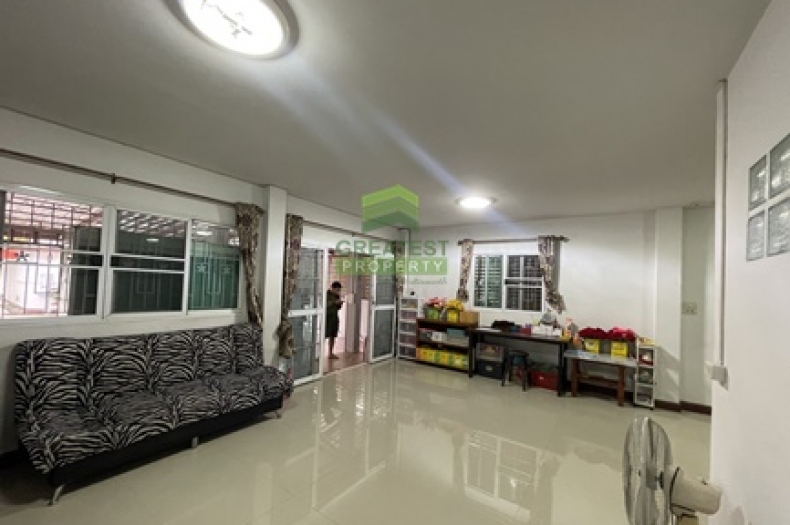 ห้องนั่งเล่น-บ้านแฝด-อรุณทอง5