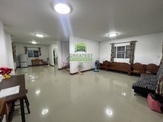 ห้องนั่งเล่น-บ้านแฝด-อรุณทอง5