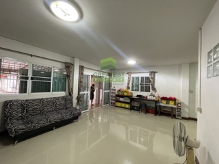 ห้องนั่งเล่น-บ้านแฝด-อรุณทอง5