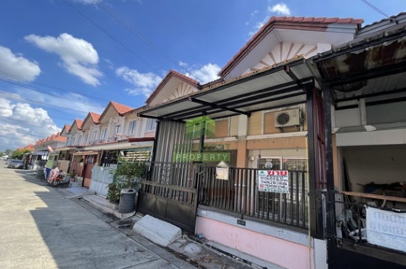 ทาวน์เฮ้าส์ หมู่บ้านพฤกษา 38/1 ไทรน้อย ใกล้ถนนบางกรวย–ไทรน้อย