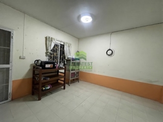 ทาวน์เฮ้าส์ หมู่บ้านพฤกษา 38/1 ไทรน้อย ใกล้ถนนบางกรวย–ไทรน้อย